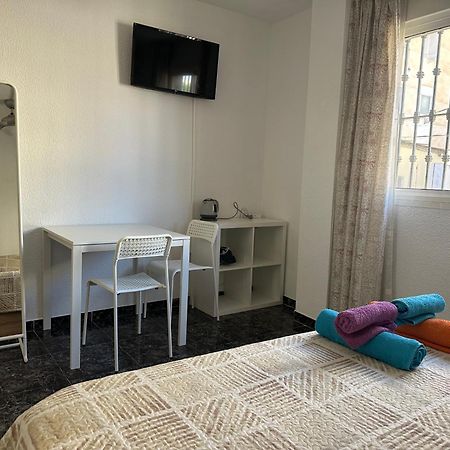 Almeria Centro Habitacion Privada En Apartamento Compartido Екстер'єр фото
