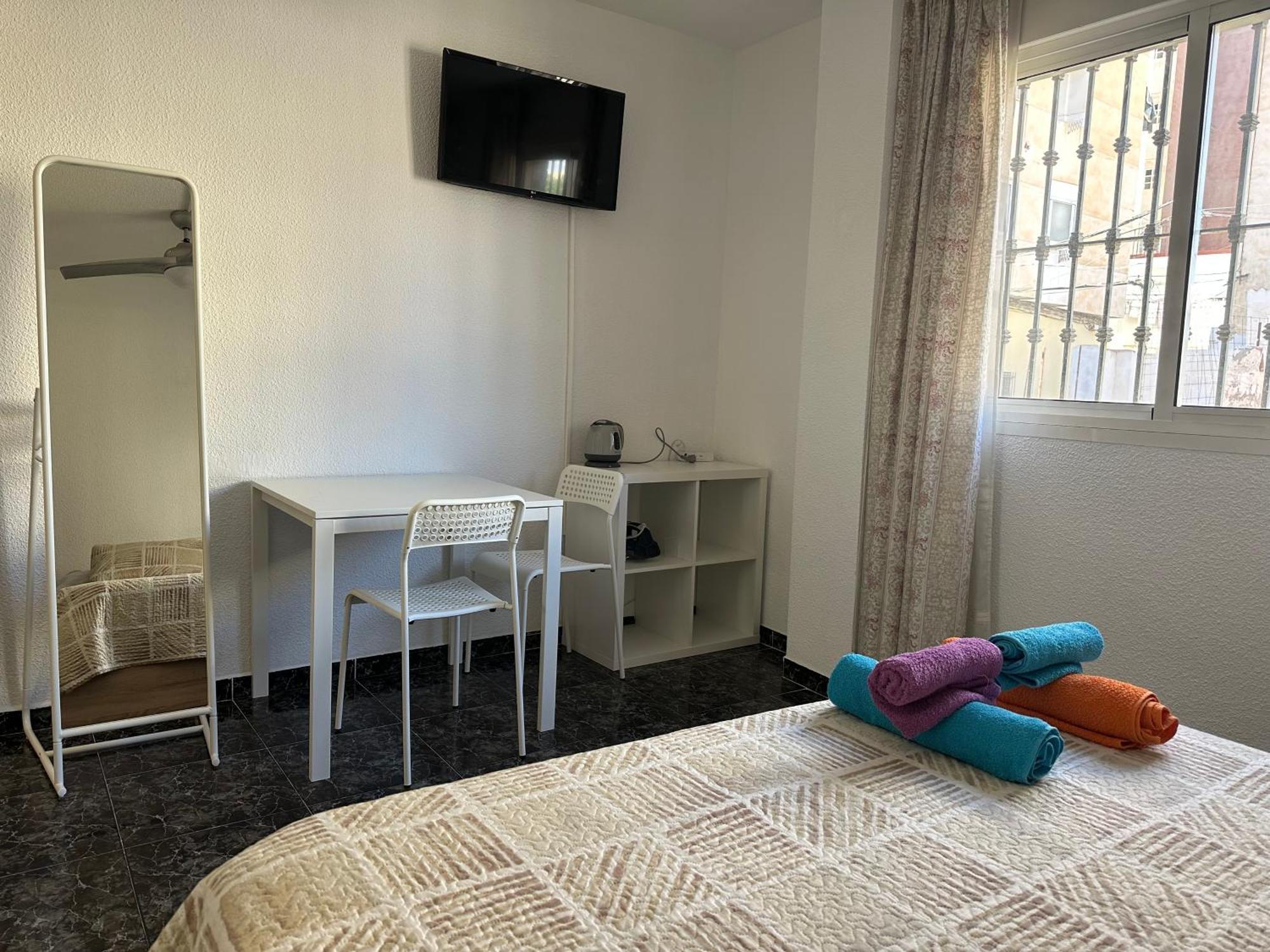 Almeria Centro Habitacion Privada En Apartamento Compartido Екстер'єр фото