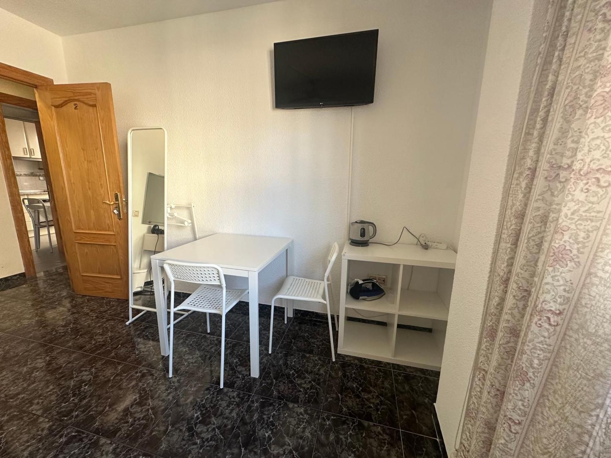 Almeria Centro Habitacion Privada En Apartamento Compartido Екстер'єр фото