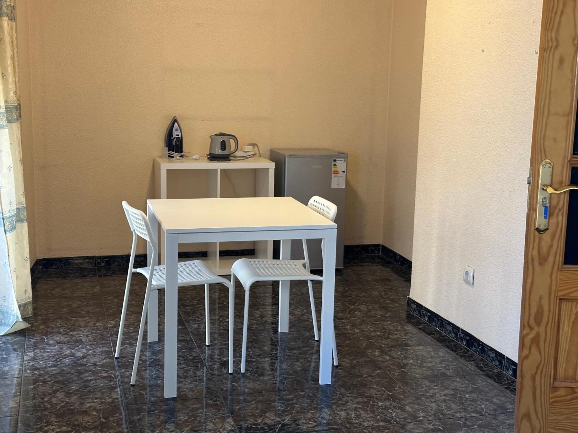 Almeria Centro Habitacion Privada En Apartamento Compartido Екстер'єр фото